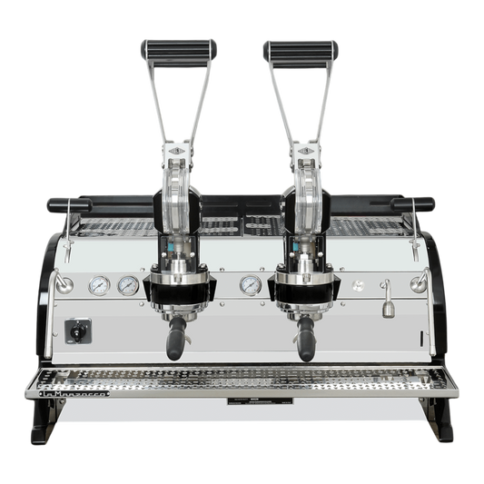 Kaffeekontor Bayern La Marzocco Leva S Siebträgermaschine mit zwei Hebelgruppen in Silber und Schwarz
